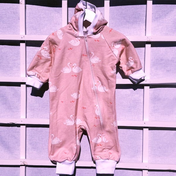 Joutsen huppuhaalari